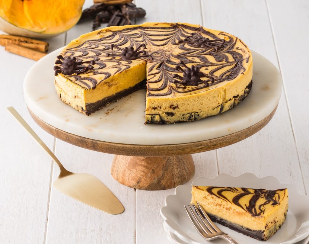 K Creepy Pumpkin Cheesecake Serves 10 1